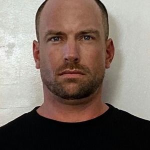 Meet your Posher, Clint